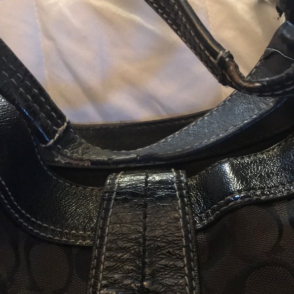Coach signature purse - Picture 5 of 7